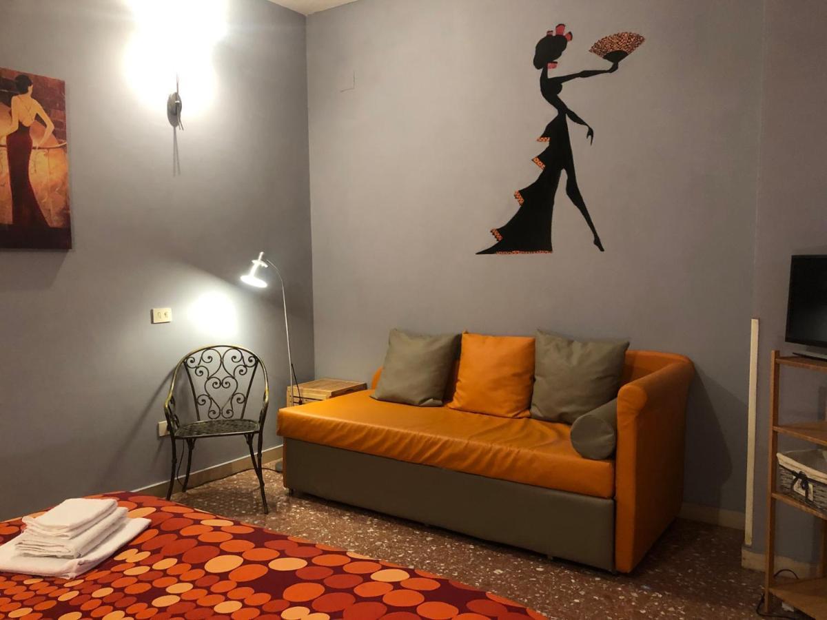 Bed and Breakfast La Donna Garbata Rzym Zewnętrze zdjęcie